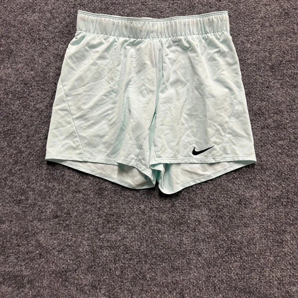 Nike Shorts Womens Size XS Light Green Dri-Fit Athletic Running Breathable Sport